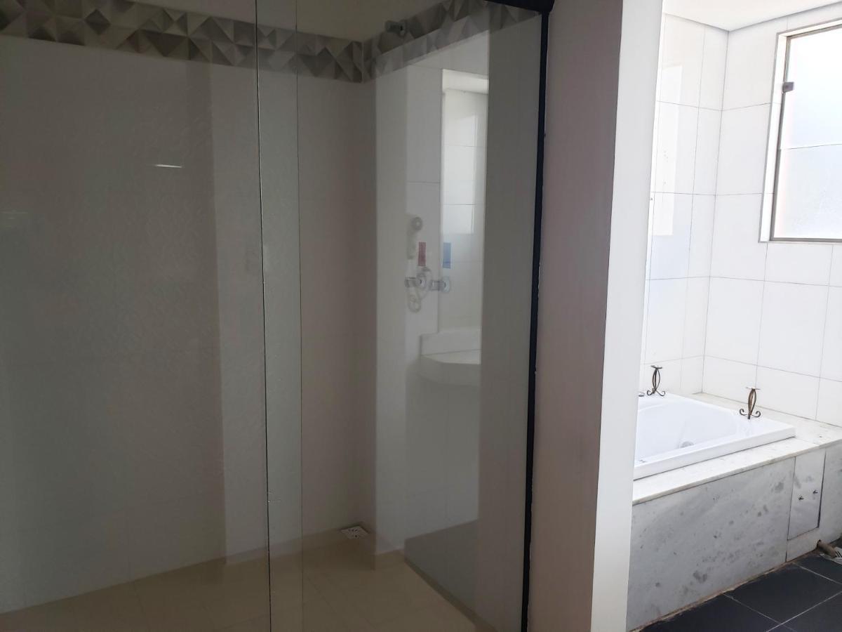 Grand Enio Hotel E Cantina Варжиня Екстериор снимка