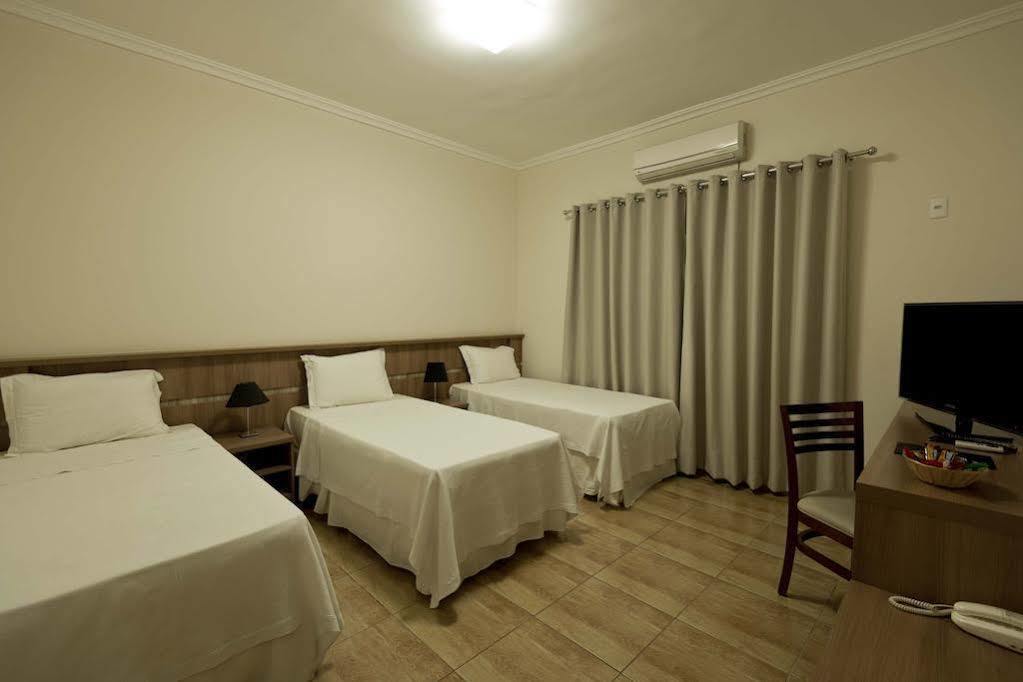 Grand Enio Hotel E Cantina Варжиня Екстериор снимка